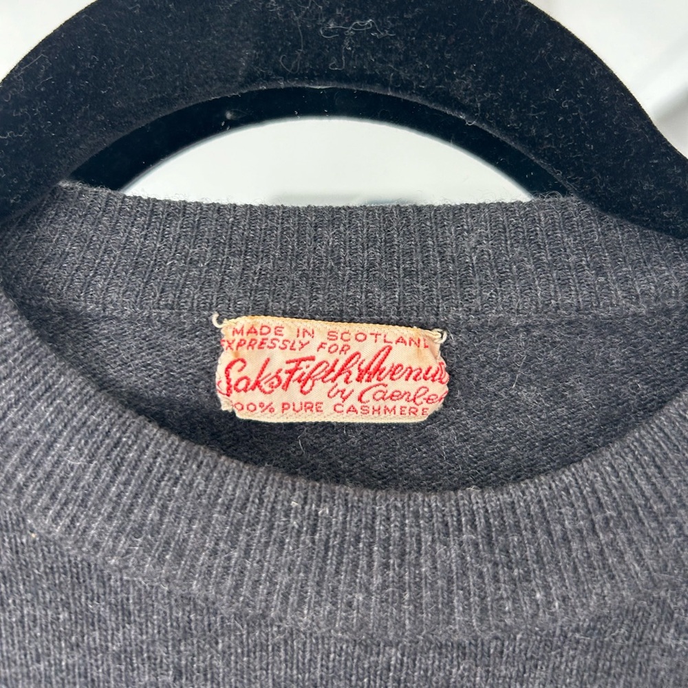 Vintage Saks Fifth Avenue 100% Cashmere Sweater by Caerlee